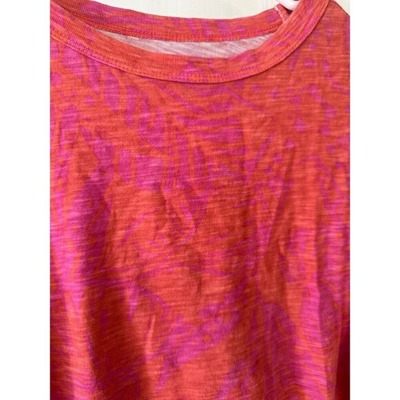 Old Navy women’s size medium every wear shirt - Picture 4 of 6